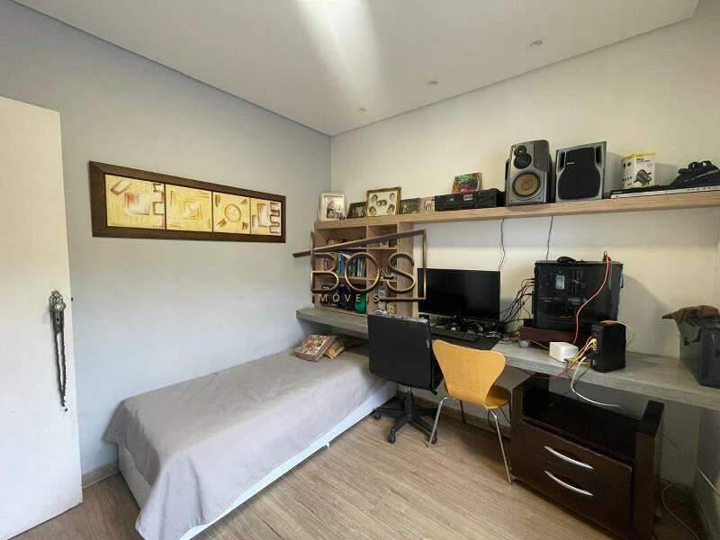 Casa, Santa Lúcia, 5 Quartos, 4 Vagas, 1 Suíte