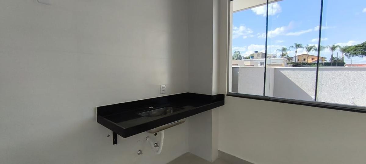 Cobertura, Santa Rosa, 3 Quartos, 2 Vagas, 1 Suíte