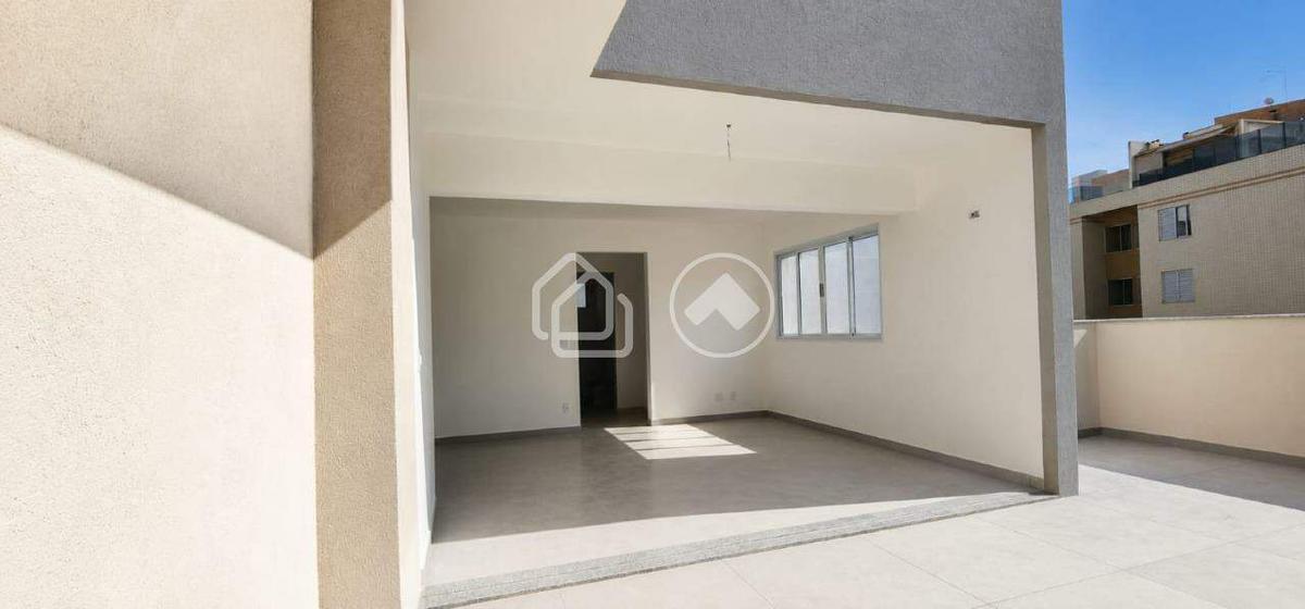 Cobertura, Buritis, 2 Quartos, 2 Vagas, 1 Suíte