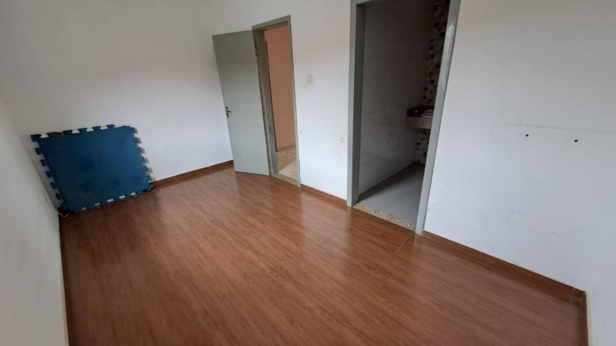 Casa, Santa Inês, 3 Quartos, 4 Vagas, 1 Suíte