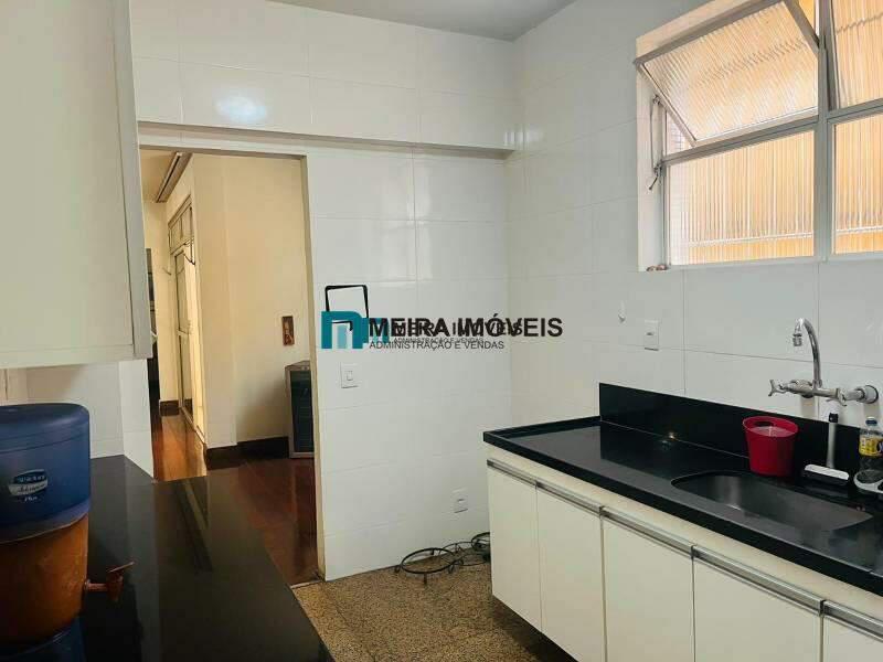 Apartamento, Funcionários, 4 Quartos, 2 Vagas, 1 Suíte