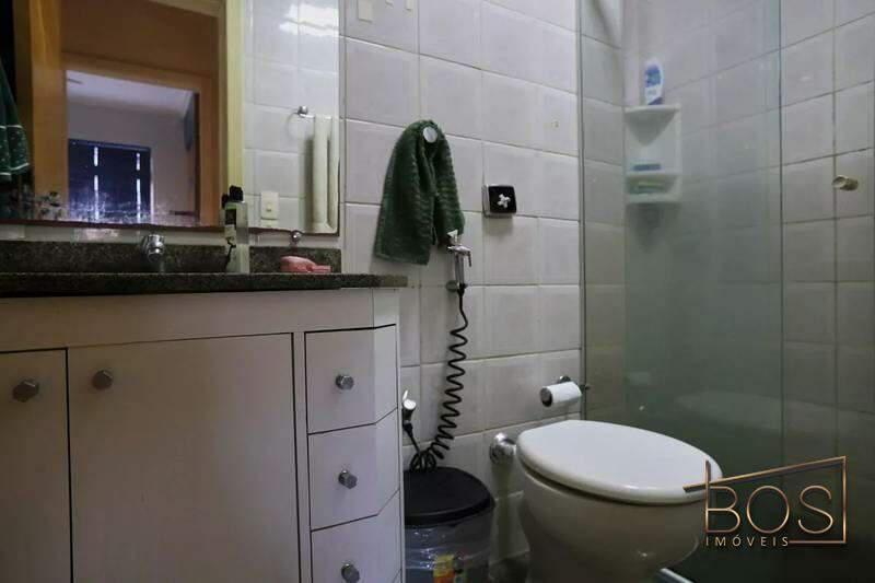 Apartamento, Sagrada Família, 3 Quartos, 1 Vaga, 1 Suíte