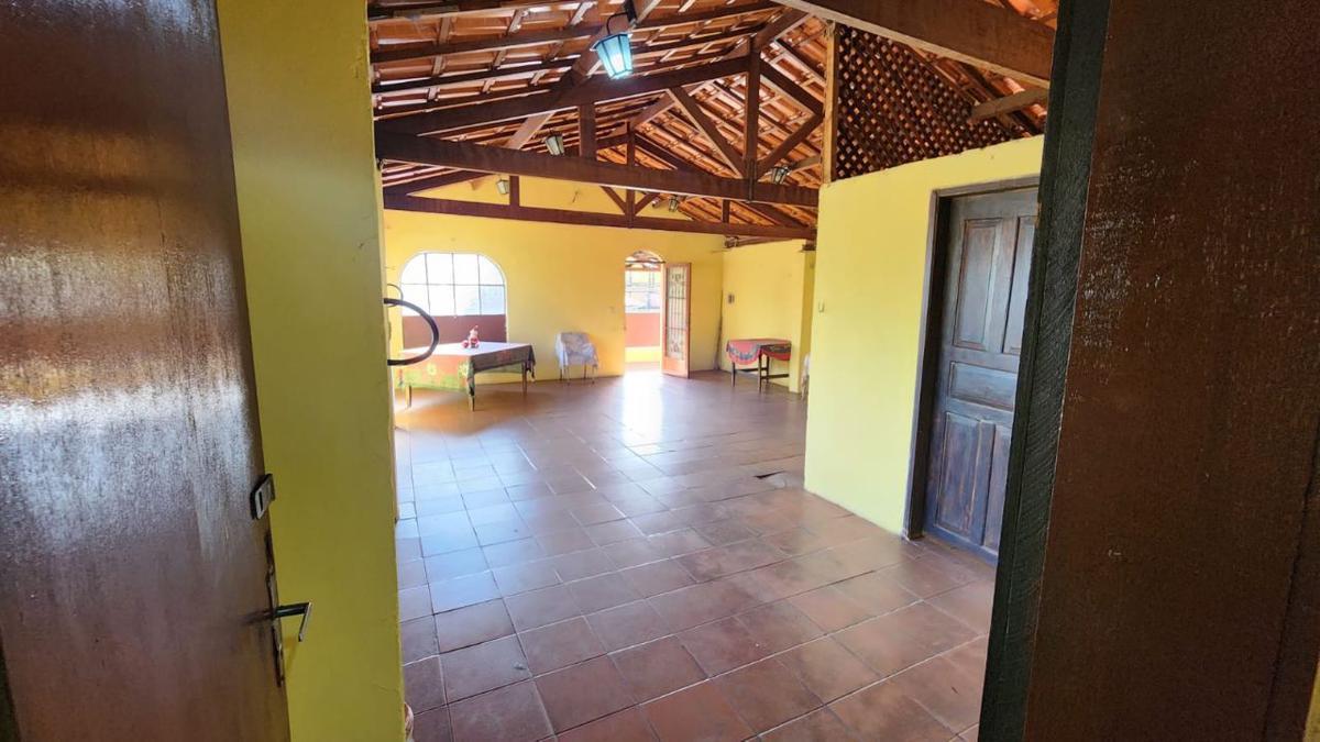 Casa, Horto, 8 Quartos, 3 Vagas, 3 Suítes