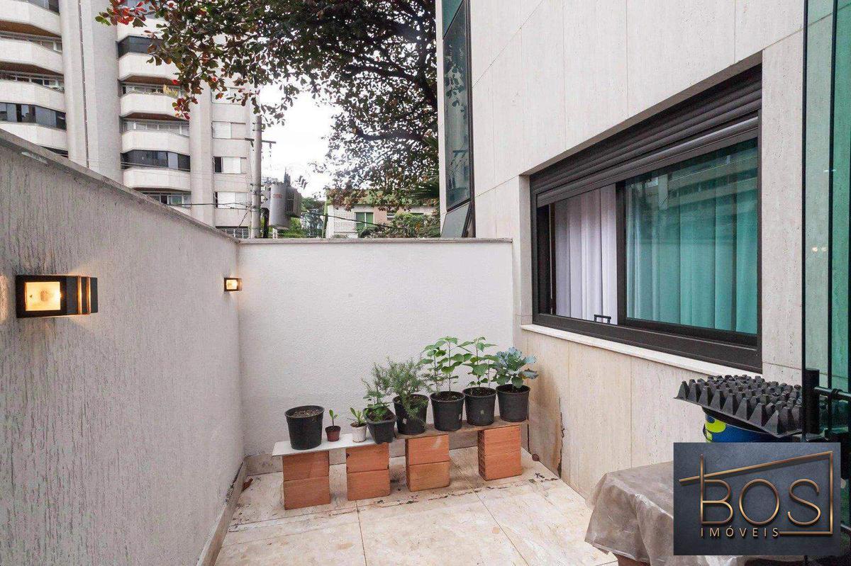 Apartamento, Funcionários, 2 Quartos, 2 Vagas, 2 Suítes