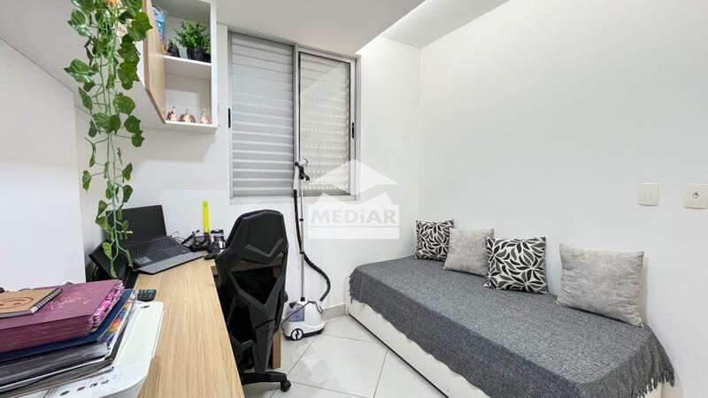 Apartamento, Castelo, 3 Quartos, 3 Vagas, 1 Suíte