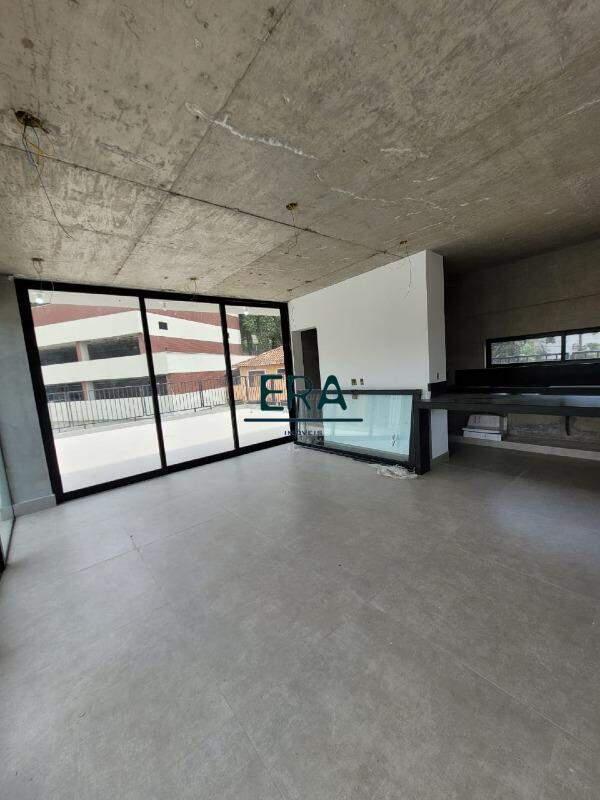 Cobertura, Luxemburgo, 3 Quartos, 2 Vagas, 2 Suítes