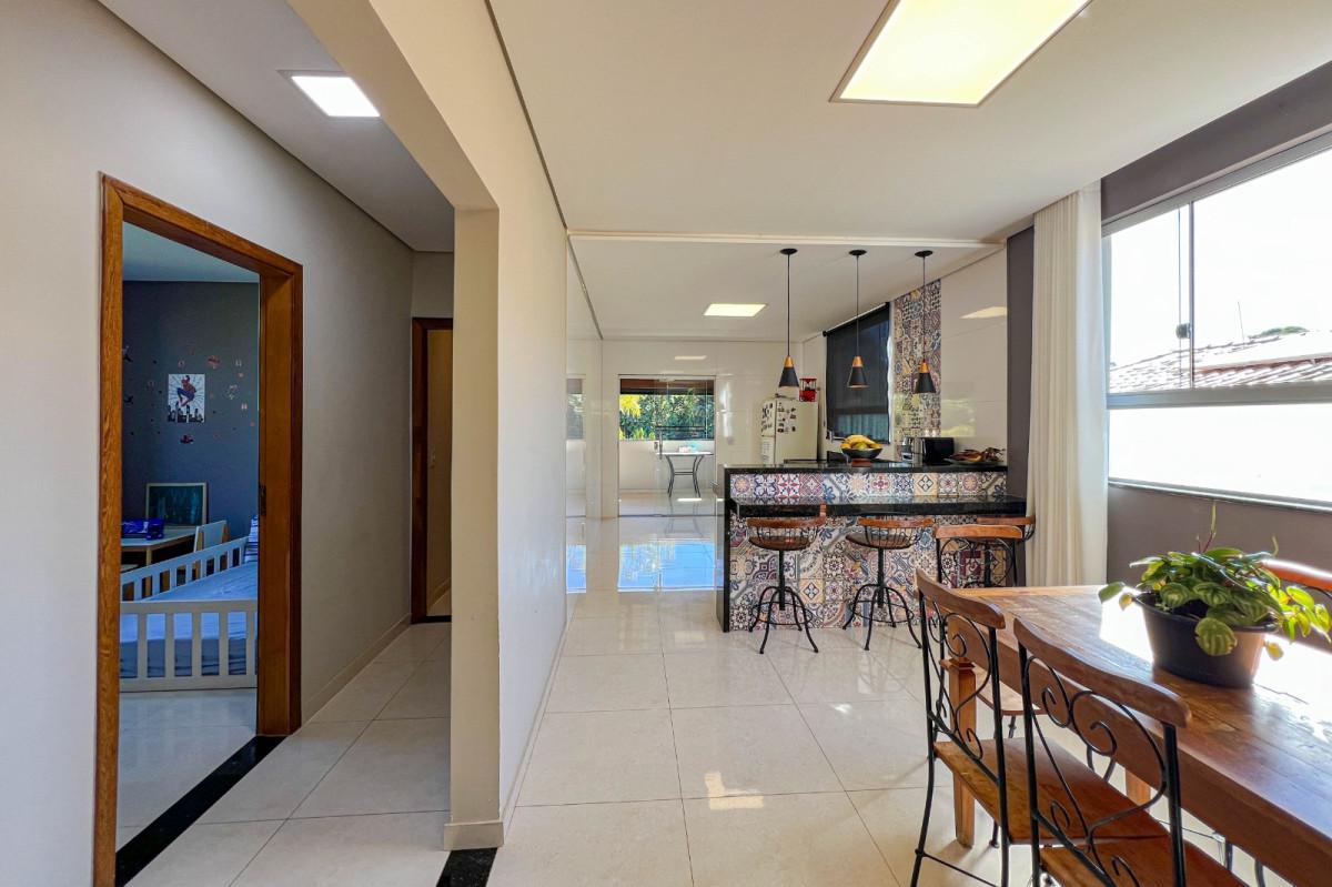 Casa, Recanto da Lagoa, 3 Quartos, 2 Vagas, 1 Suíte