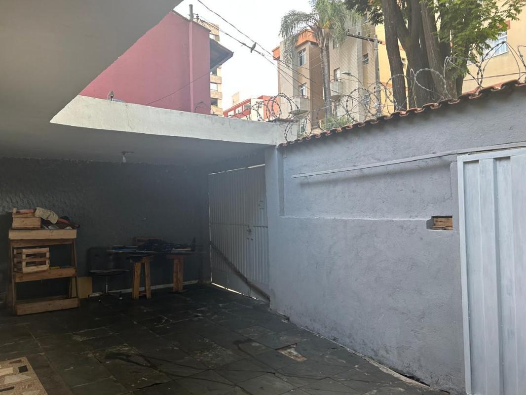 Casa, Nova Granada, 5 Quartos, 3 Vagas, 1 Suíte