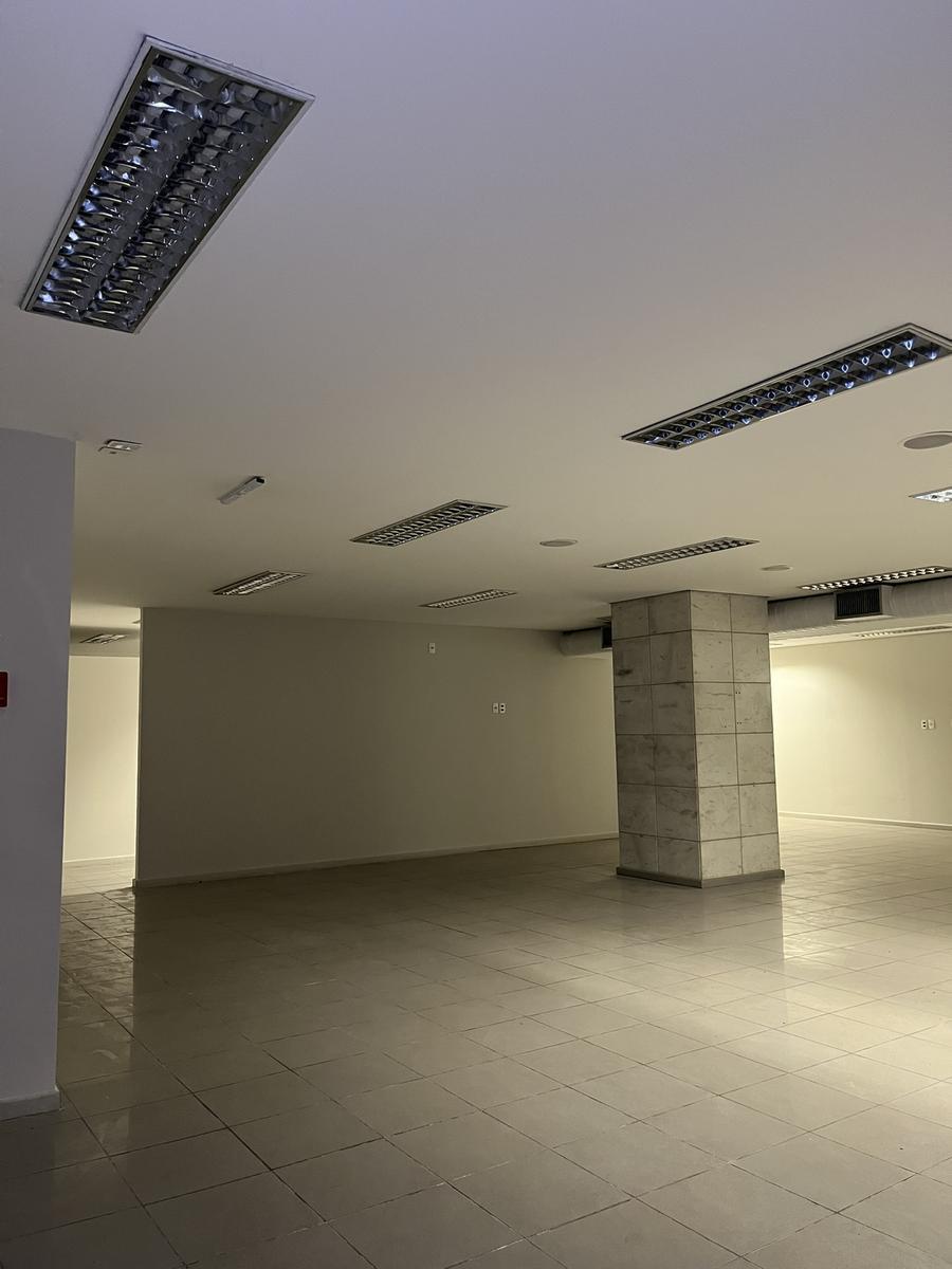 Prédio, Centro, 5 Quartos, 23 Vagas