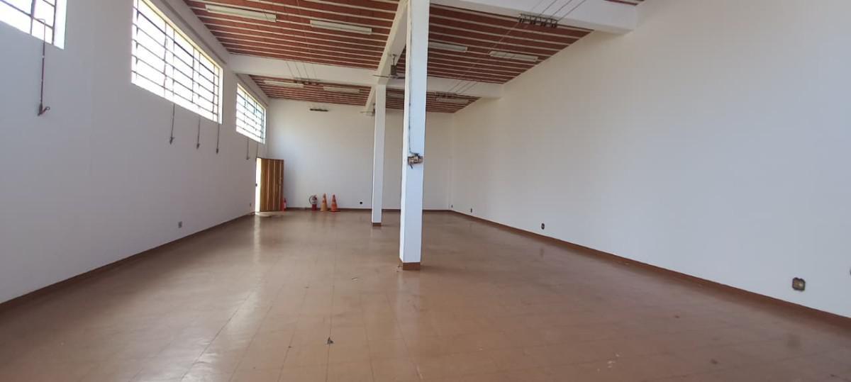 Galpão, Caiçaras, 0 Quarto, 0 Vaga