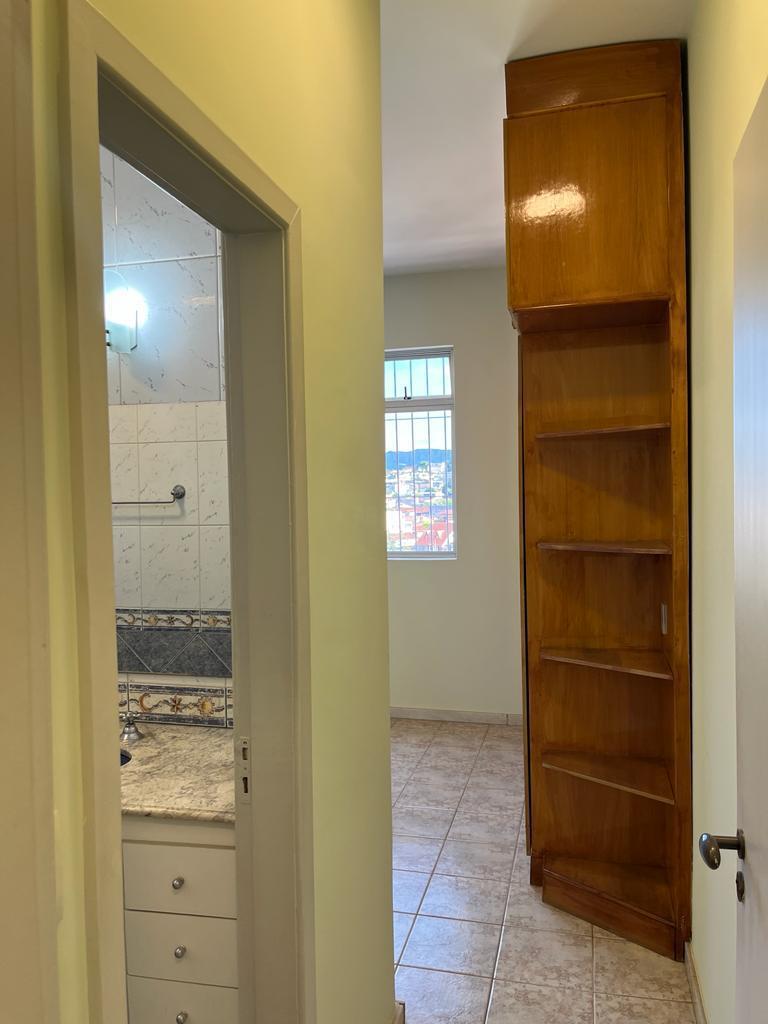 Apartamento, Santa Cruz, 4 Quartos, 2 Vagas, 1 Suíte
