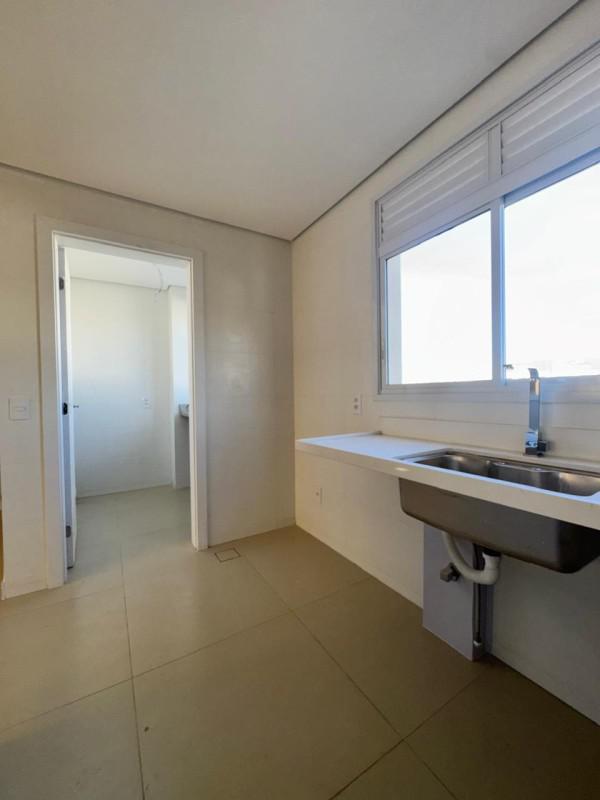 Apartamento, Sagrada Família, 2 Quartos, 2 Vagas, 1 Suíte
