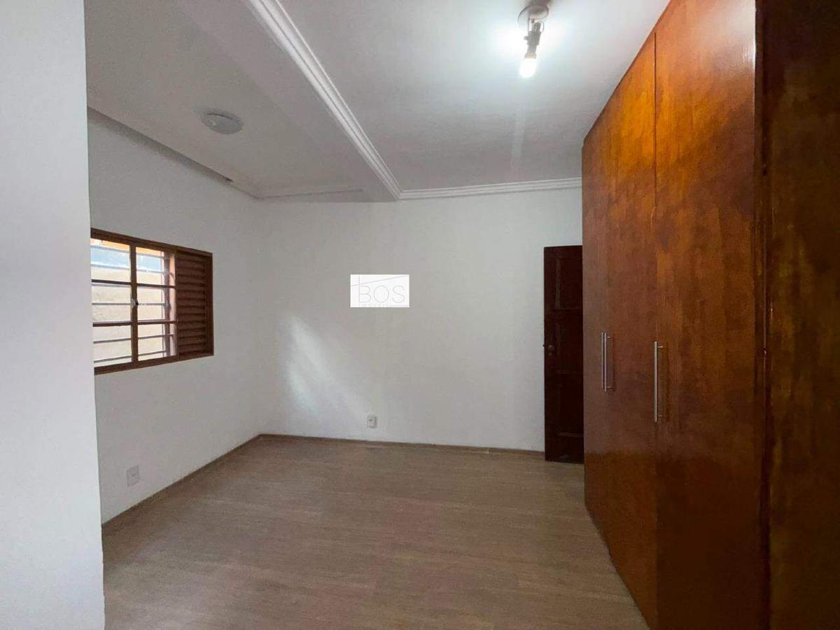 Casa, Santa Efigênia, 2 Quartos, 1 Vaga, 2 Suítes