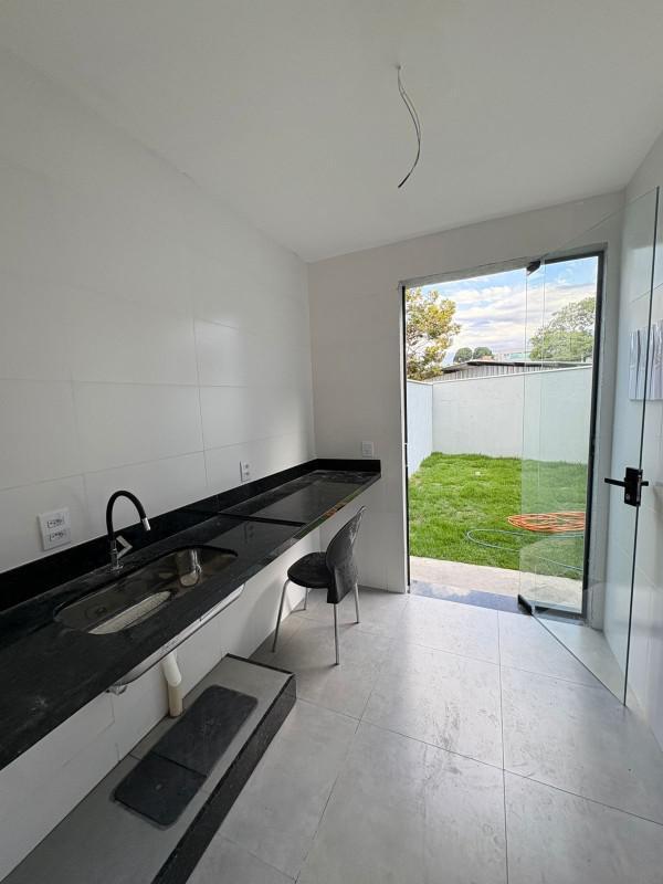 Casa, Tirol, 2 Quartos, 1 Vaga, 2 Suítes