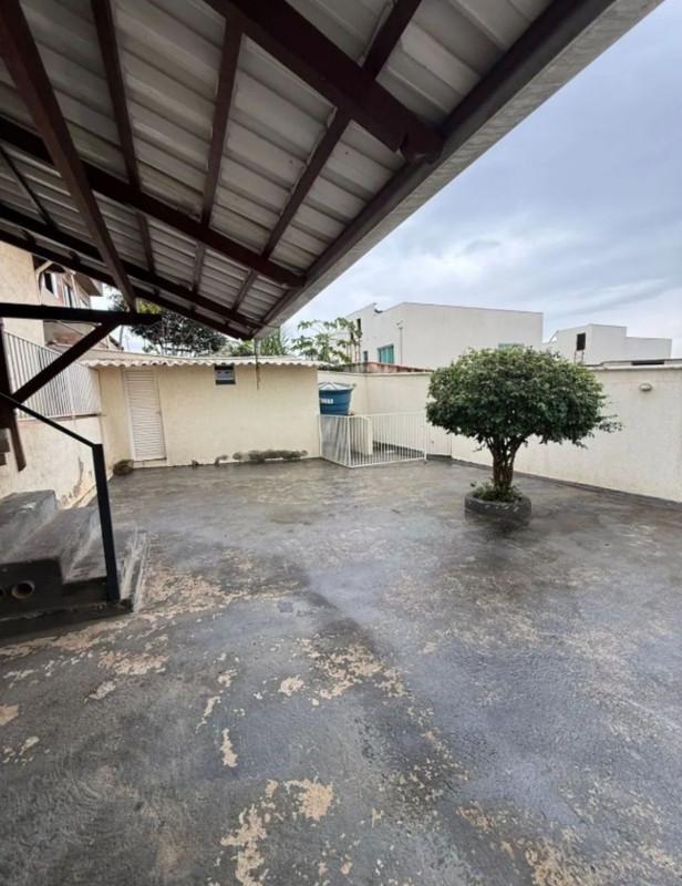 Casa, Jardim das Flores, 3 Quartos, 4 Vagas, 1 Suíte