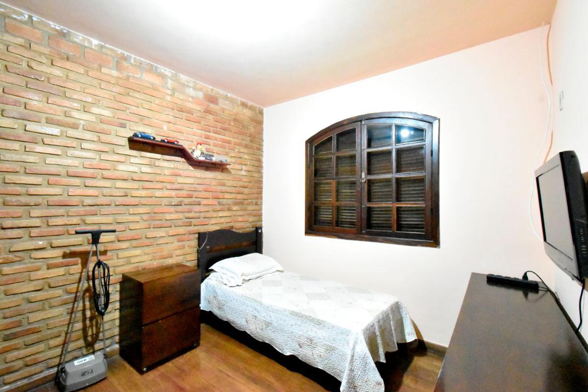 Casa, Bandeirantes (pampulha), 4 Quartos, 8 Vagas, 1 Suíte