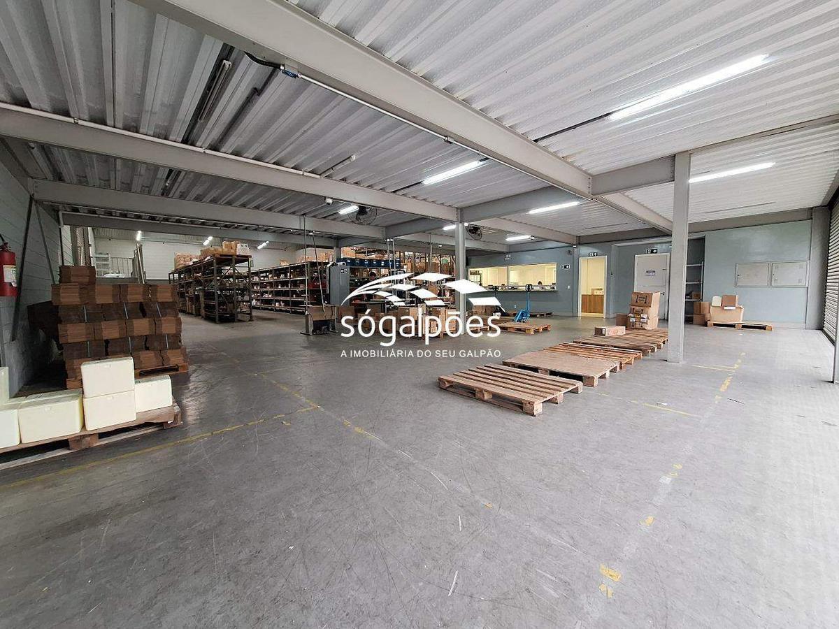 Galpão, Trevo, 26 Vagas