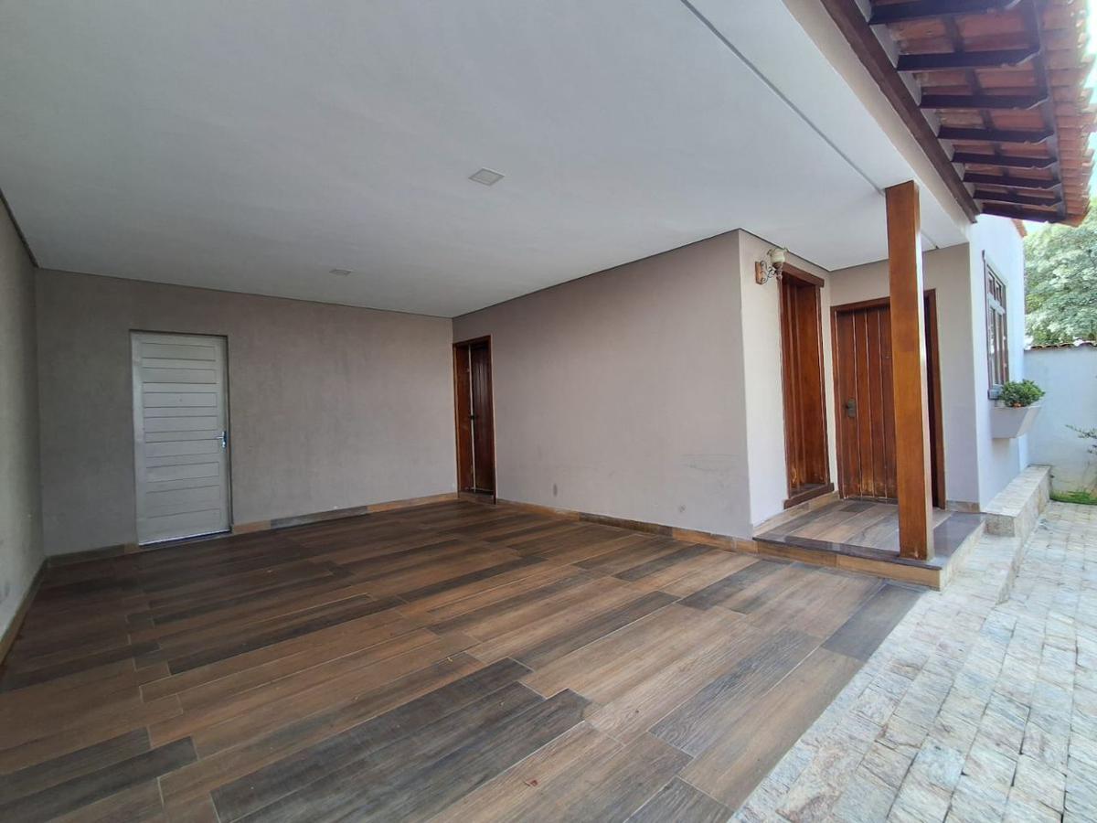 Casa, Itapoã, 5 Quartos, 3 Vagas, 2 Suítes