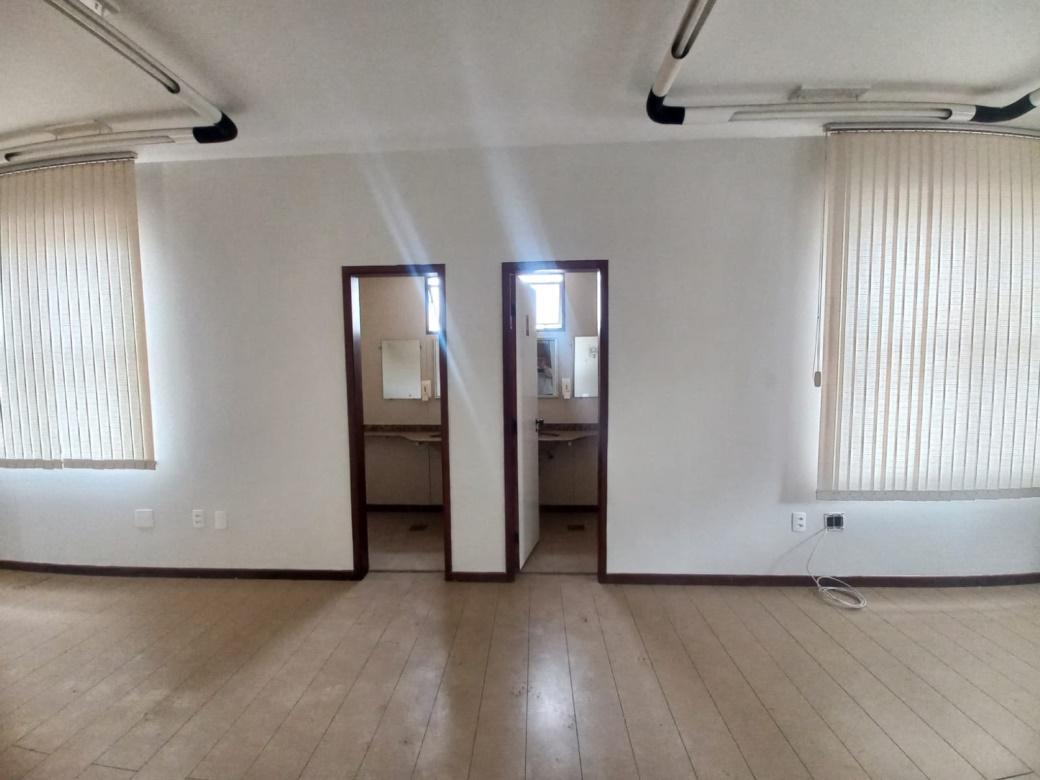 Sala, Santa Efigênia, 1 Vaga