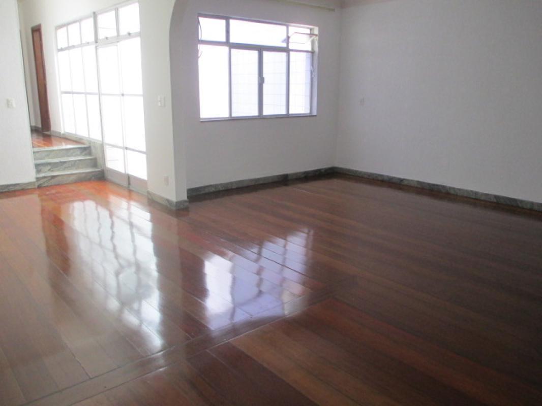 Casa, Alto Barroca, 4 Quartos, 2 Vagas, 2 Suítes