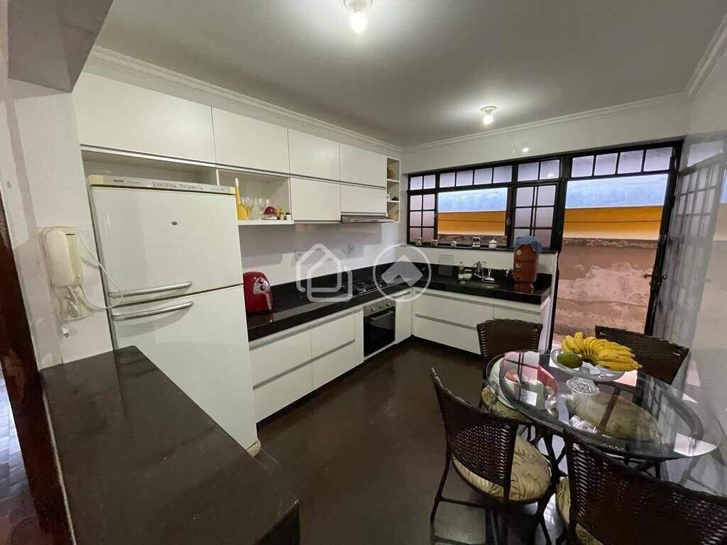 Casa, Betânia, 3 Quartos, 3 Vagas, 2 Suítes