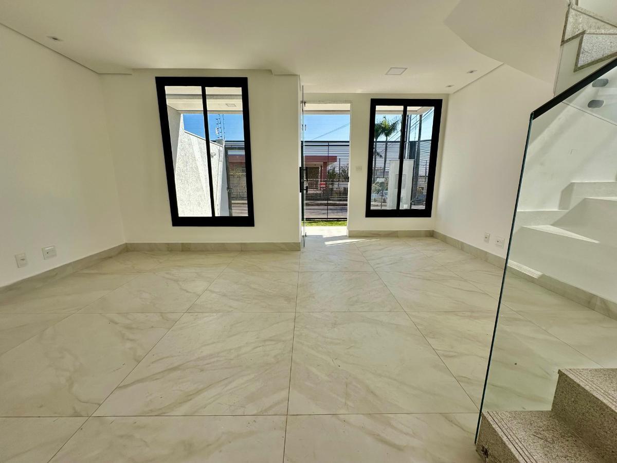 Casa, Planalto, 3 Quartos, 2 Vagas, 1 Suíte