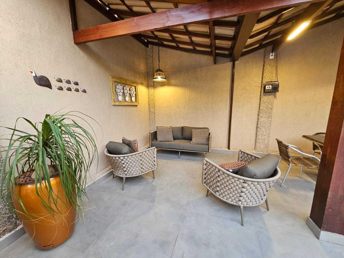 Casa, Castelo, 5 Quartos, 4 Vagas, 1 Suíte