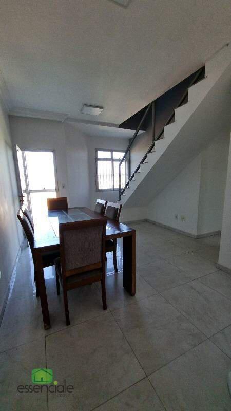 Cobertura, Santa Cruz Industrial, 3 Quartos, 2 Vagas, 1 Suíte