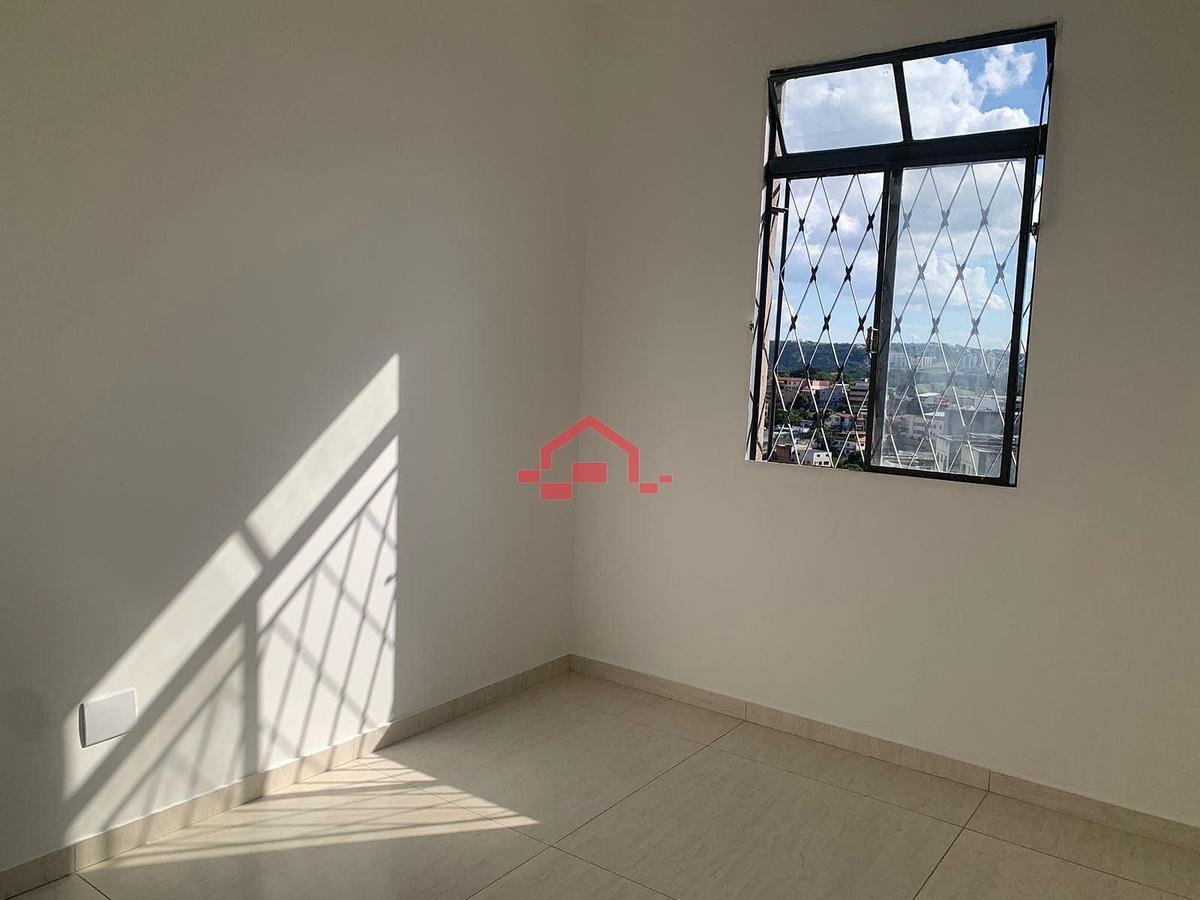 Apartamento, Nova Cachoeirinha, 3 Quartos, 0 Vaga