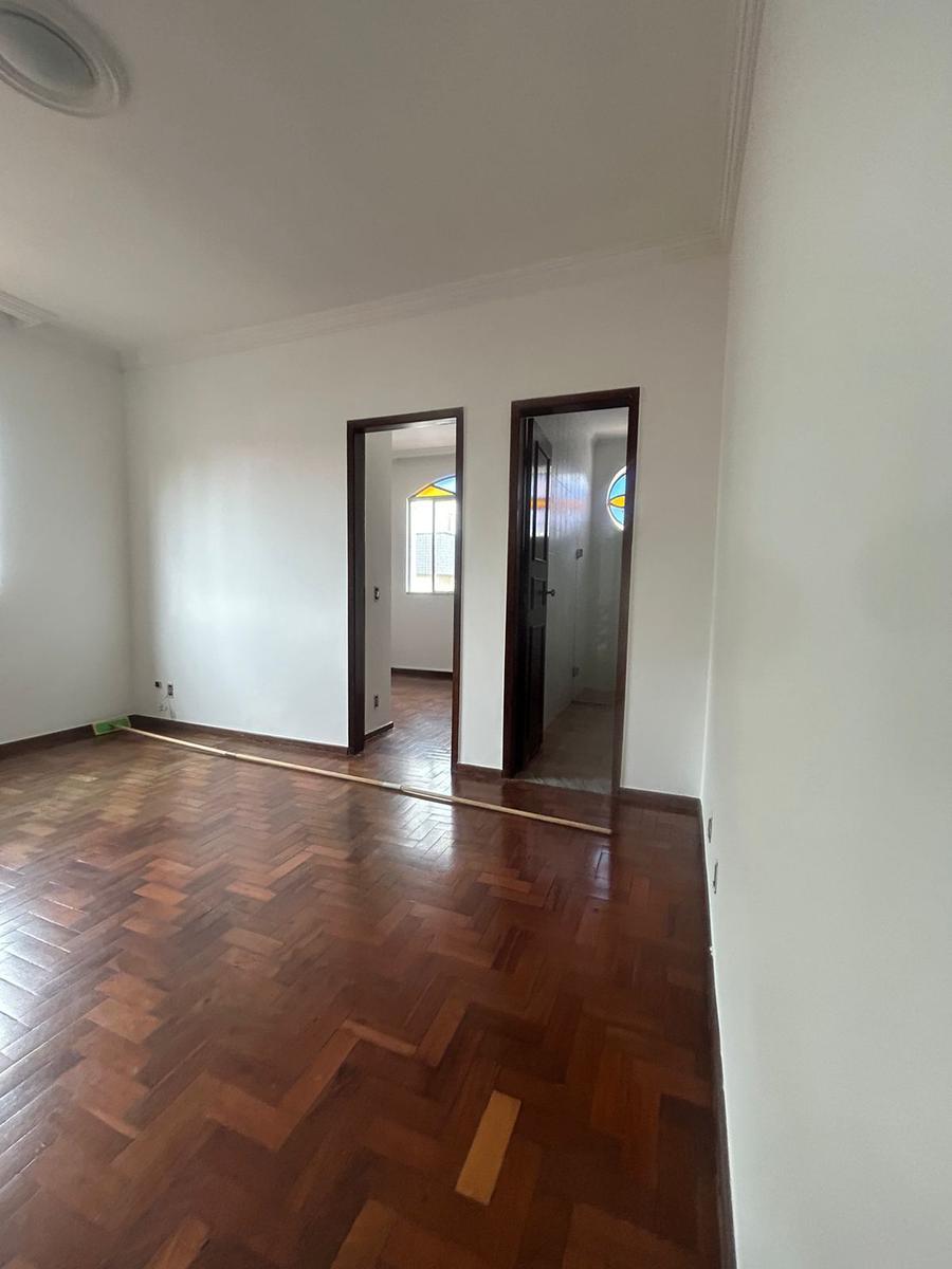 Casa, Ouro Preto, 4 Quartos, 2 Vagas, 1 Suíte