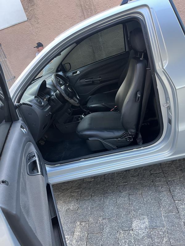 Volkswagen Saveiro 1.6 MI Total Flex 8v Ce