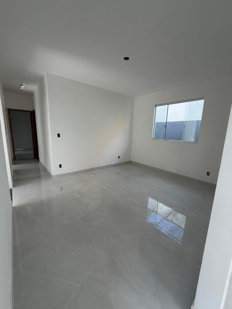 Casa, Vida Nova, 3 Quartos, 4 Vagas, 1 Suíte