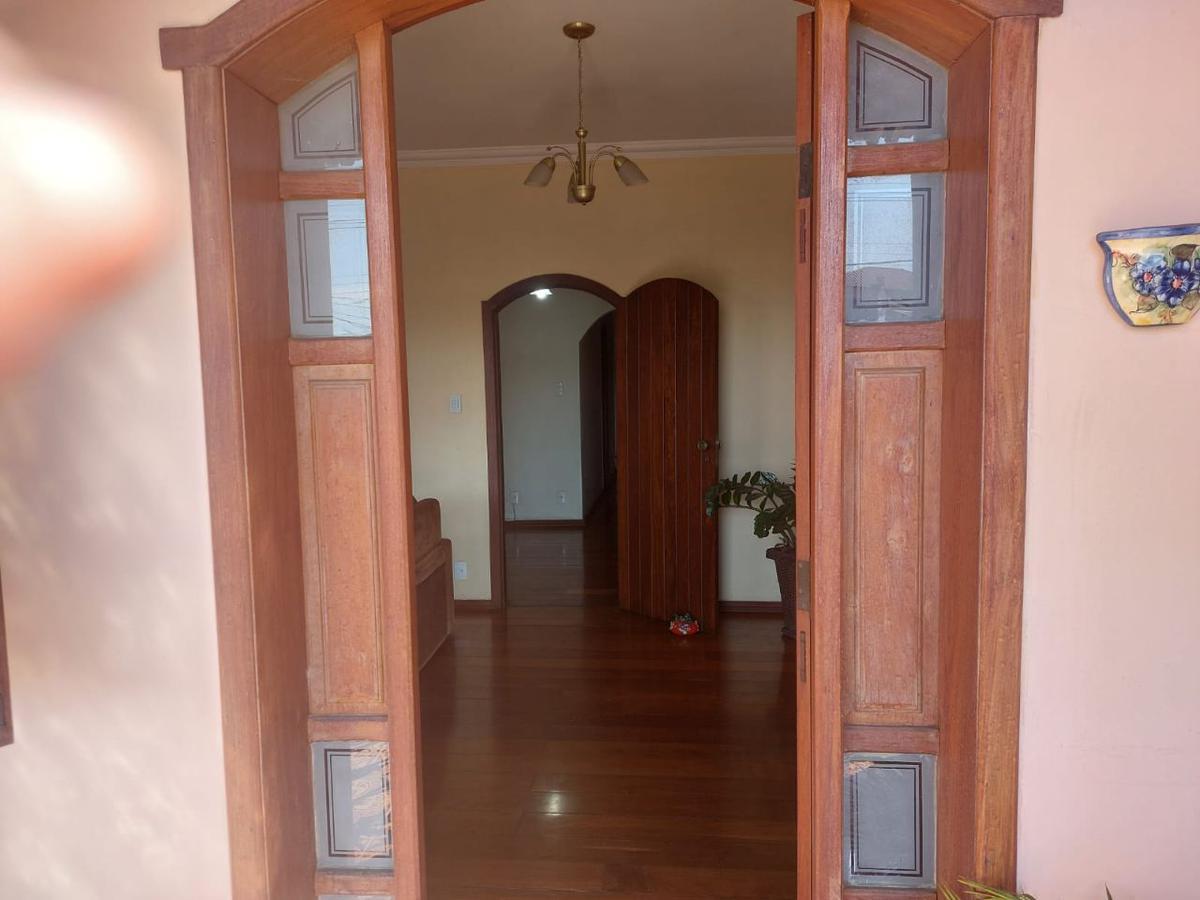 Casa, Nova Floresta, 4 Quartos, 5 Vagas, 1 Suíte
