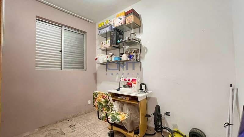 Casa, Buritis, 5 Quartos, 0 Vaga, 1 Suíte
