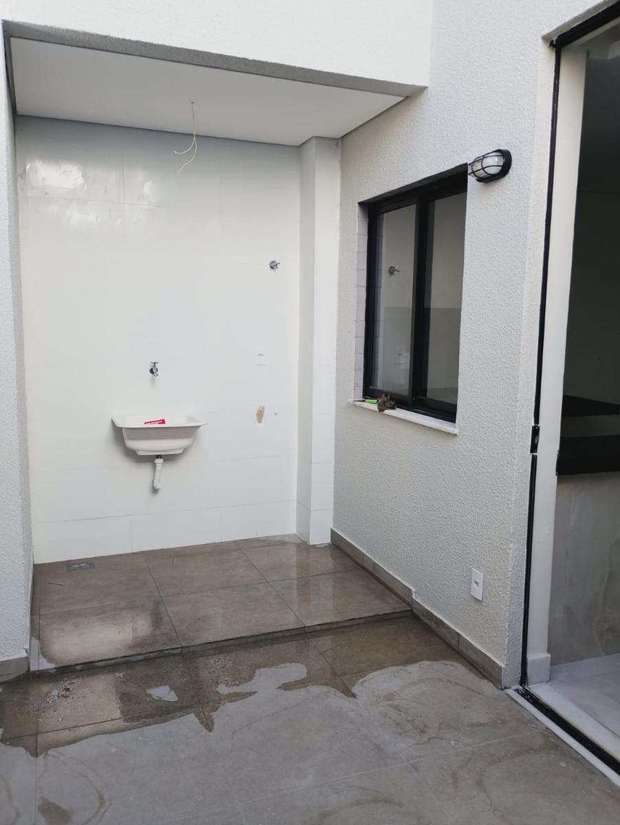 Casa, Itapoã, 3 Quartos, 2 Vagas, 1 Suíte