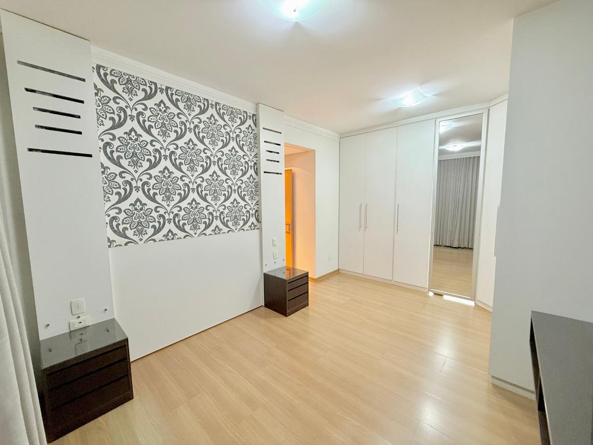 Apartamento, São José, 4 Quartos, 4 Vagas, 2 Suítes