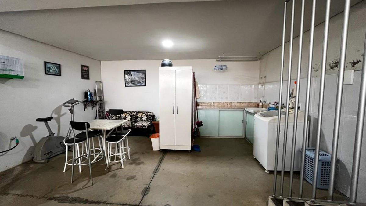 Casa, Santa Efigênia, 3 Quartos, 2 Vagas, 2 Suítes