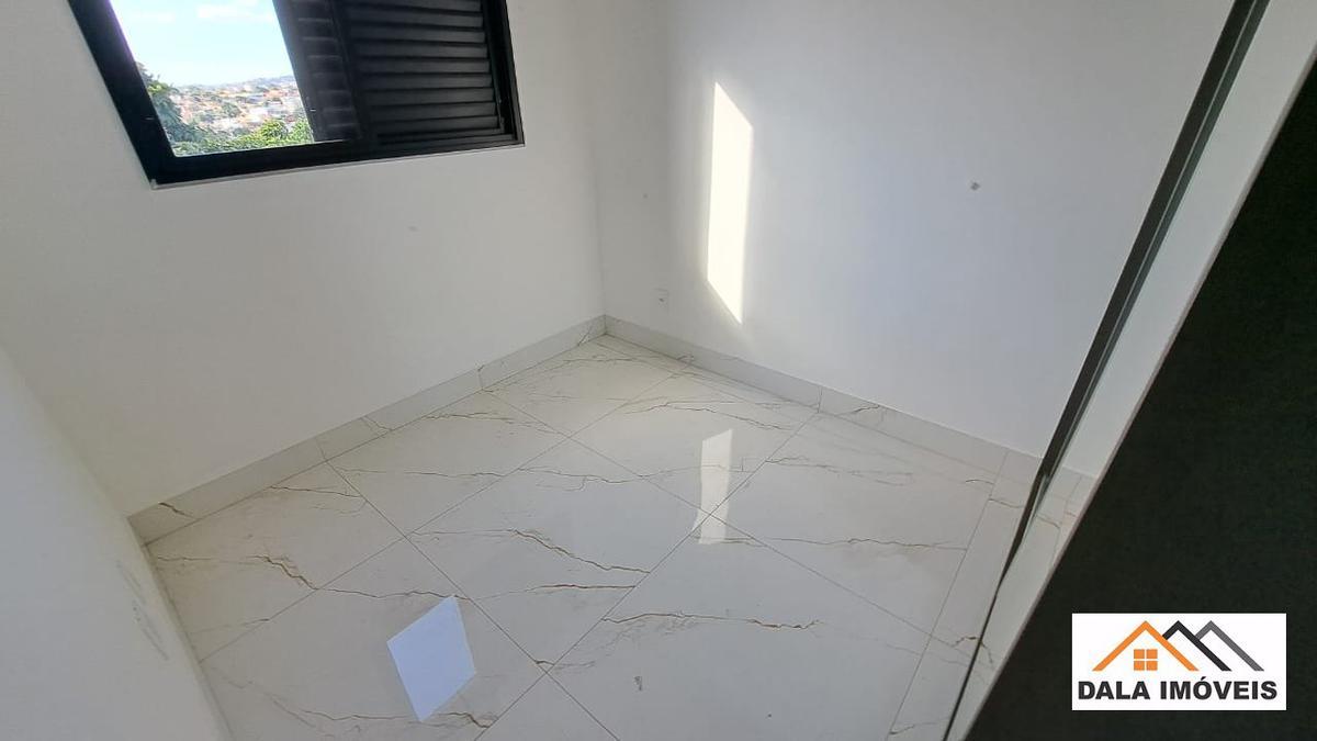 Cobertura, Planalto, 4 Quartos, 2 Vagas, 1 Suíte