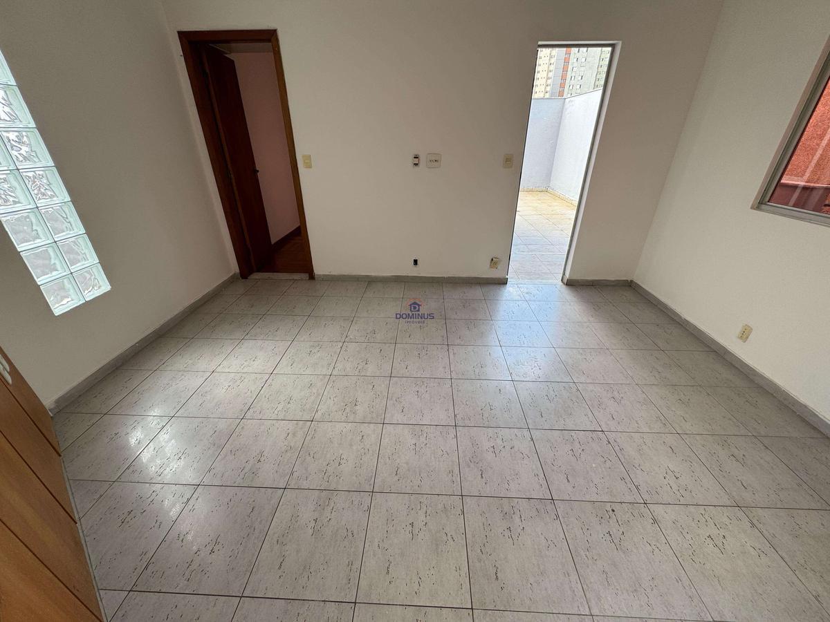Apartamento, Sagrada Família, 4 Quartos, 2 Vagas, 1 Suíte