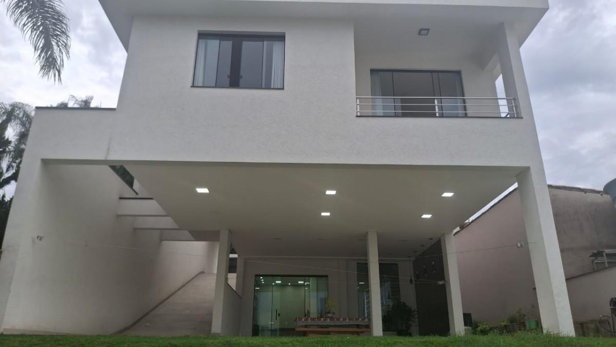 Casa, São Gonçalo, 3 Quartos, 3 Vagas, 1 Suíte
