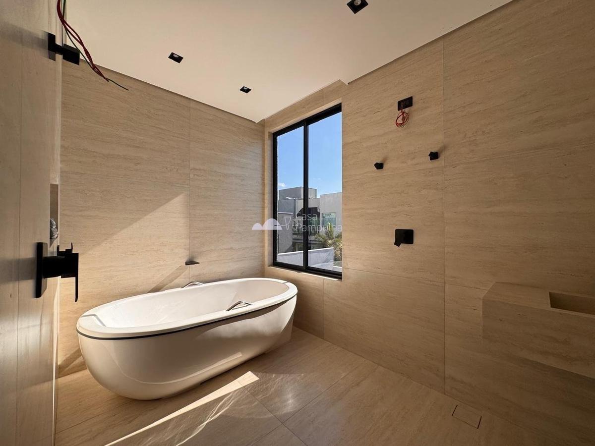 Casa, Condominio Gran Park, 4 Quartos, 4 Vagas, 4 Suítes