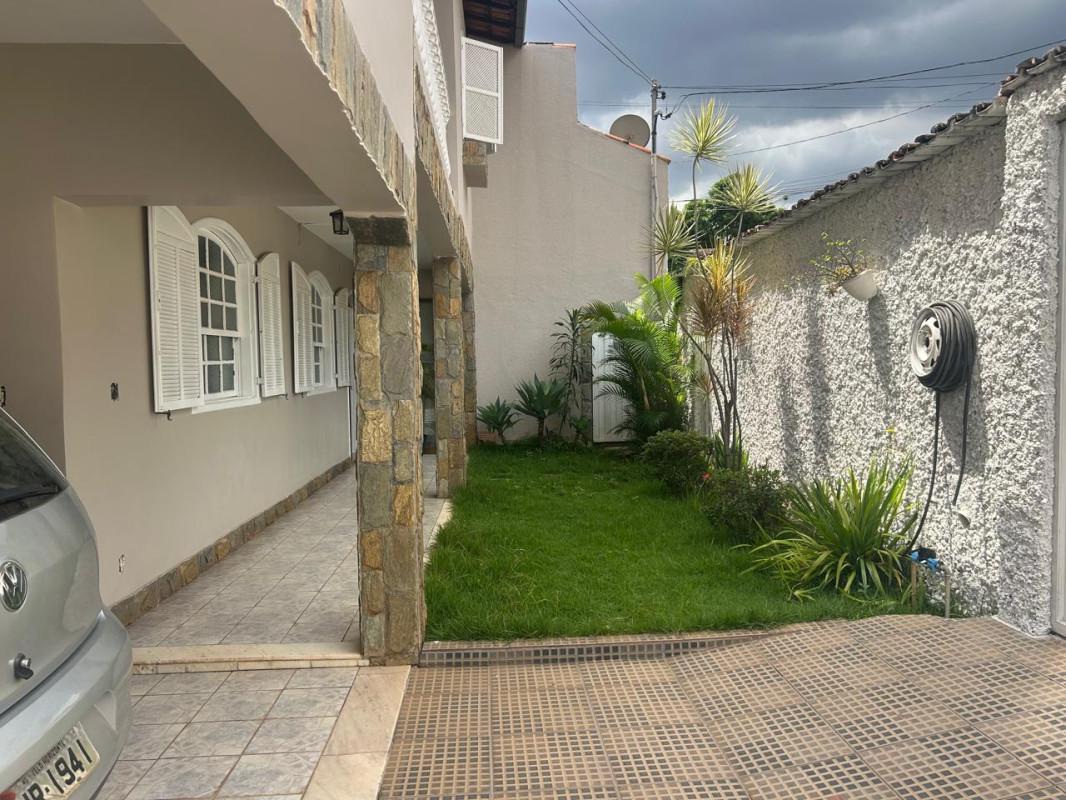 Casa, Diamante, 4 Quartos, 4 Vagas, 1 Suíte