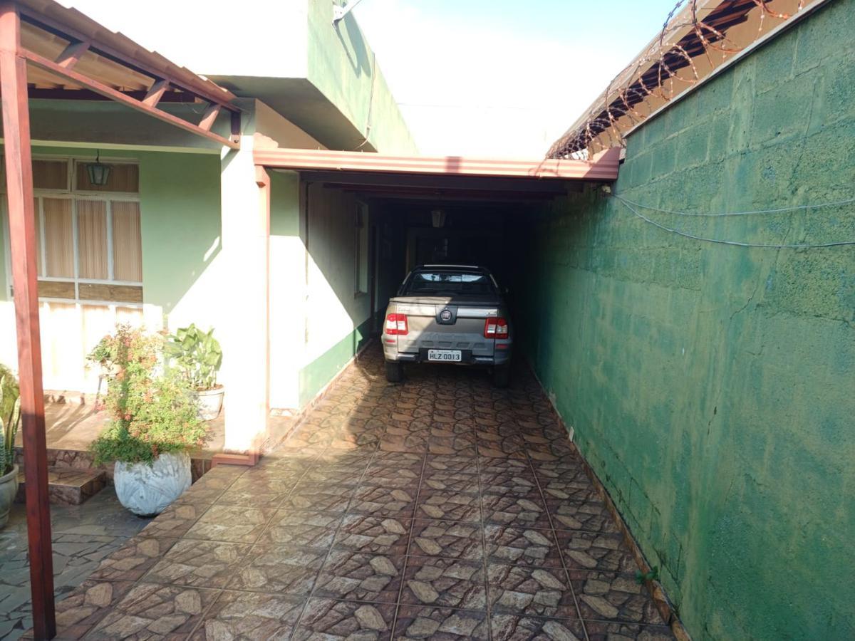 Casa, Filadélfia, 3 Quartos, 3 Vagas
