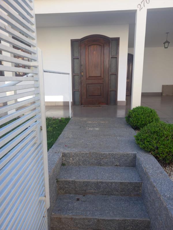 Casa, Jardim Colonial, 0 Quarto, 0 Vaga