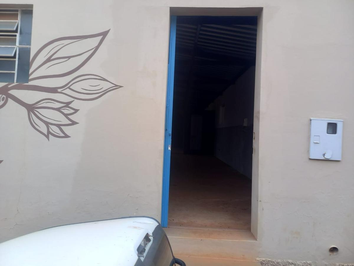 Galpão, Centro, 0 Quarto, 0 Vaga