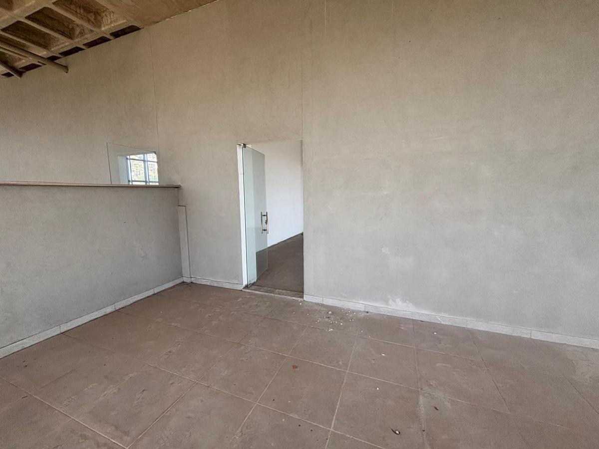 Sala, Estoril, 0 Quarto, 0 Vaga