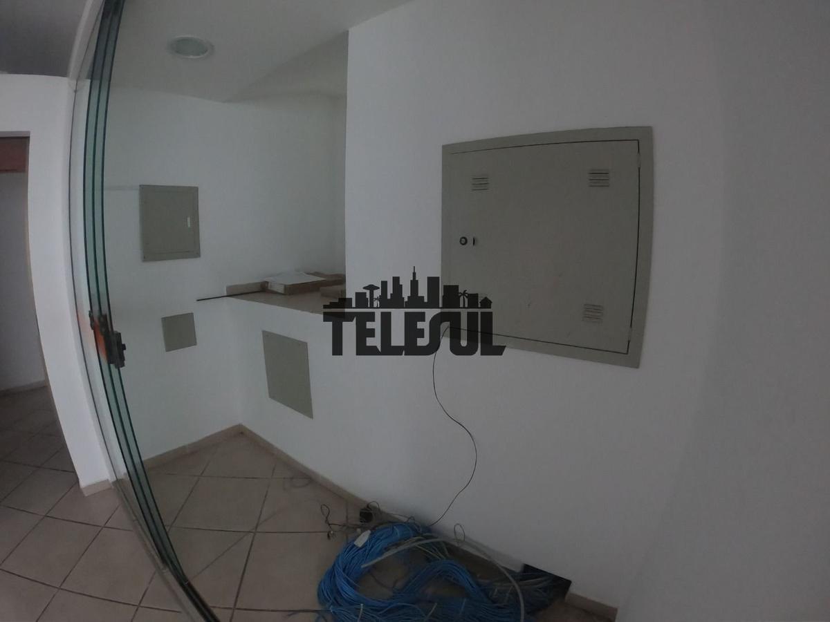 Galpão, Santa Luiza, 0 Quarto, 4 Vagas