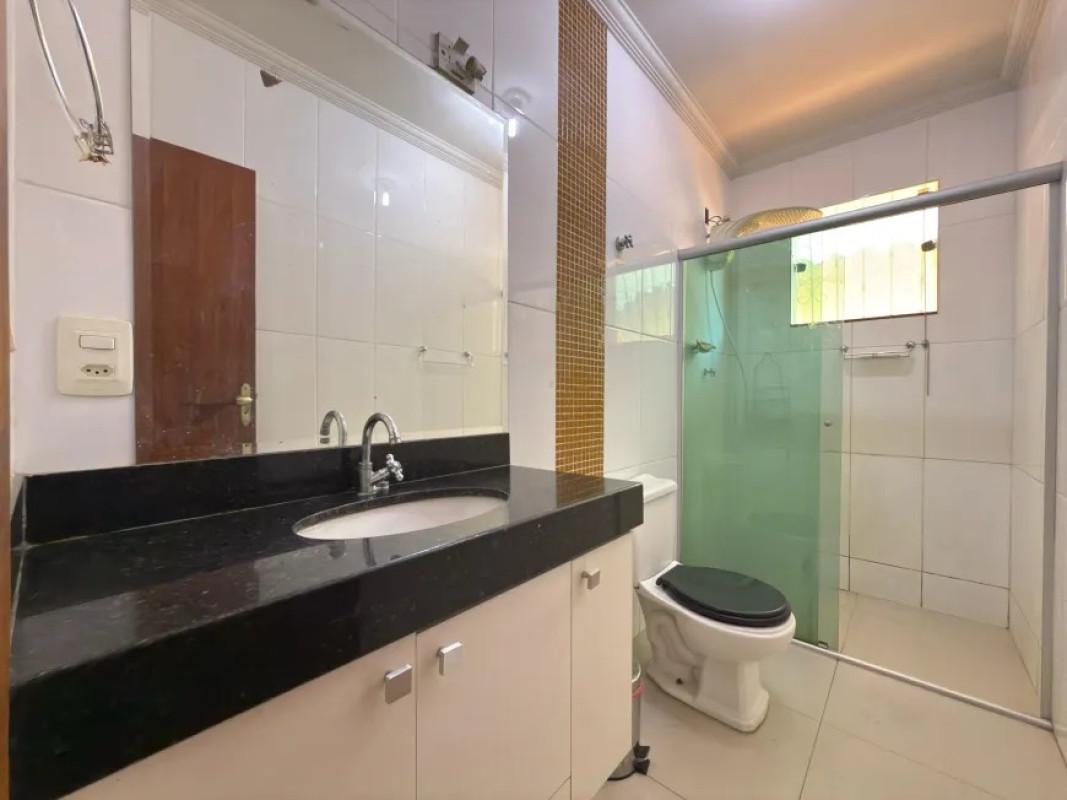 Casa, Santa Mônica, 4 Quartos, 2 Vagas, 2 Suítes