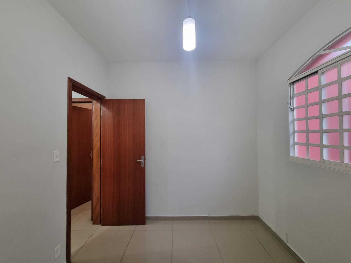 Casa, Jardim Riacho das Pedras, 3 Quartos, 2 Vagas, 1 Suíte
