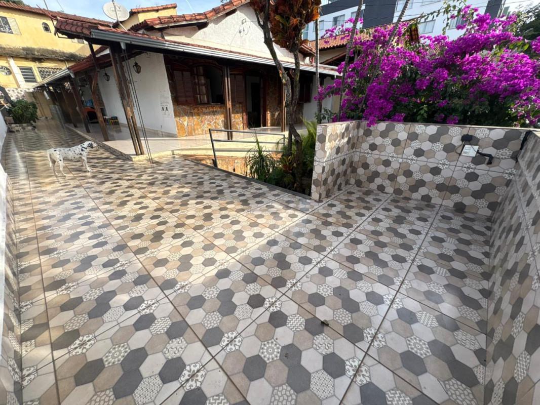 Casa, Barreiro, 3 Quartos, 1 Vaga, 1 Suíte